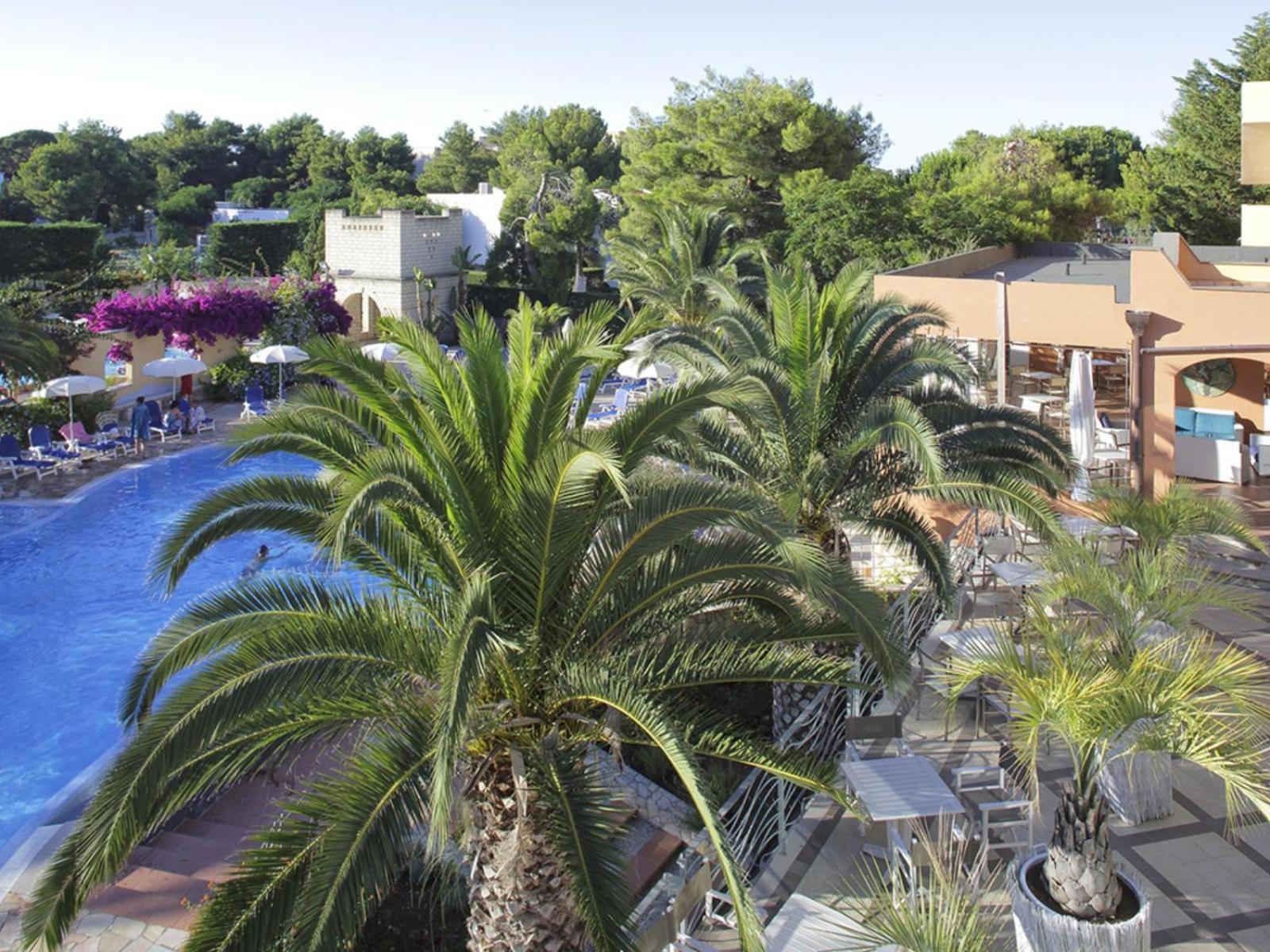 Hotel I Melograni Vieste Exterior photo